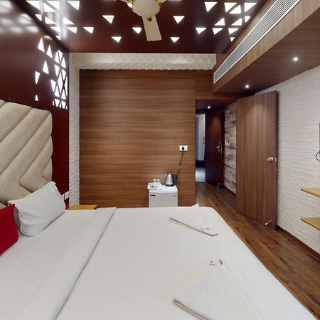 Hotel Vijayarani Tiruchirappalli Εξωτερικό φωτογραφία