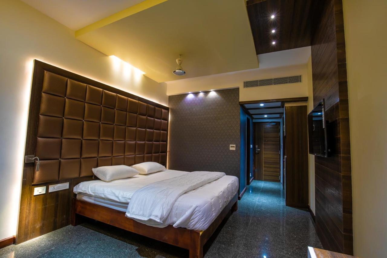 Hotel Vijayarani Tiruchirappalli Εξωτερικό φωτογραφία