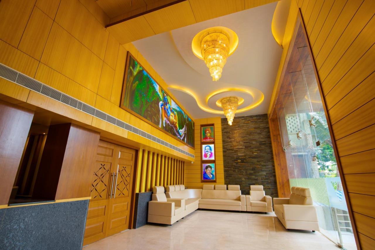 Hotel Vijayarani Tiruchirappalli Εξωτερικό φωτογραφία